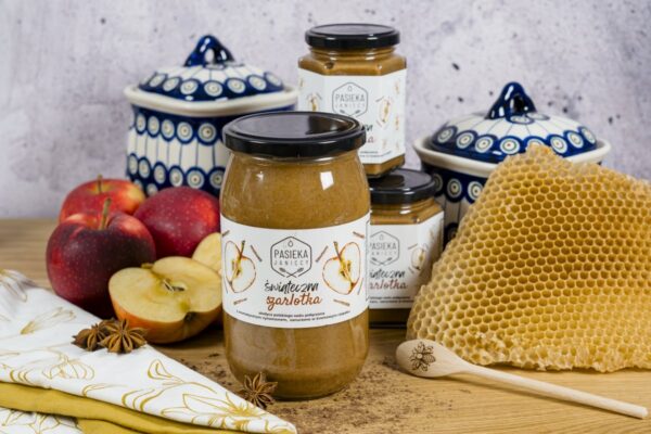 Miód z jabłkiem i cynamonem